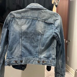 LEVI’S JEAN JACKET